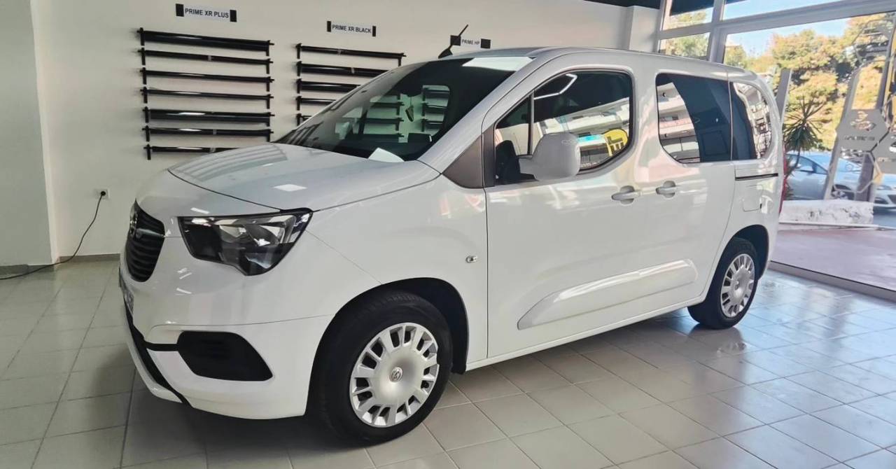 opel combo life window tinted side