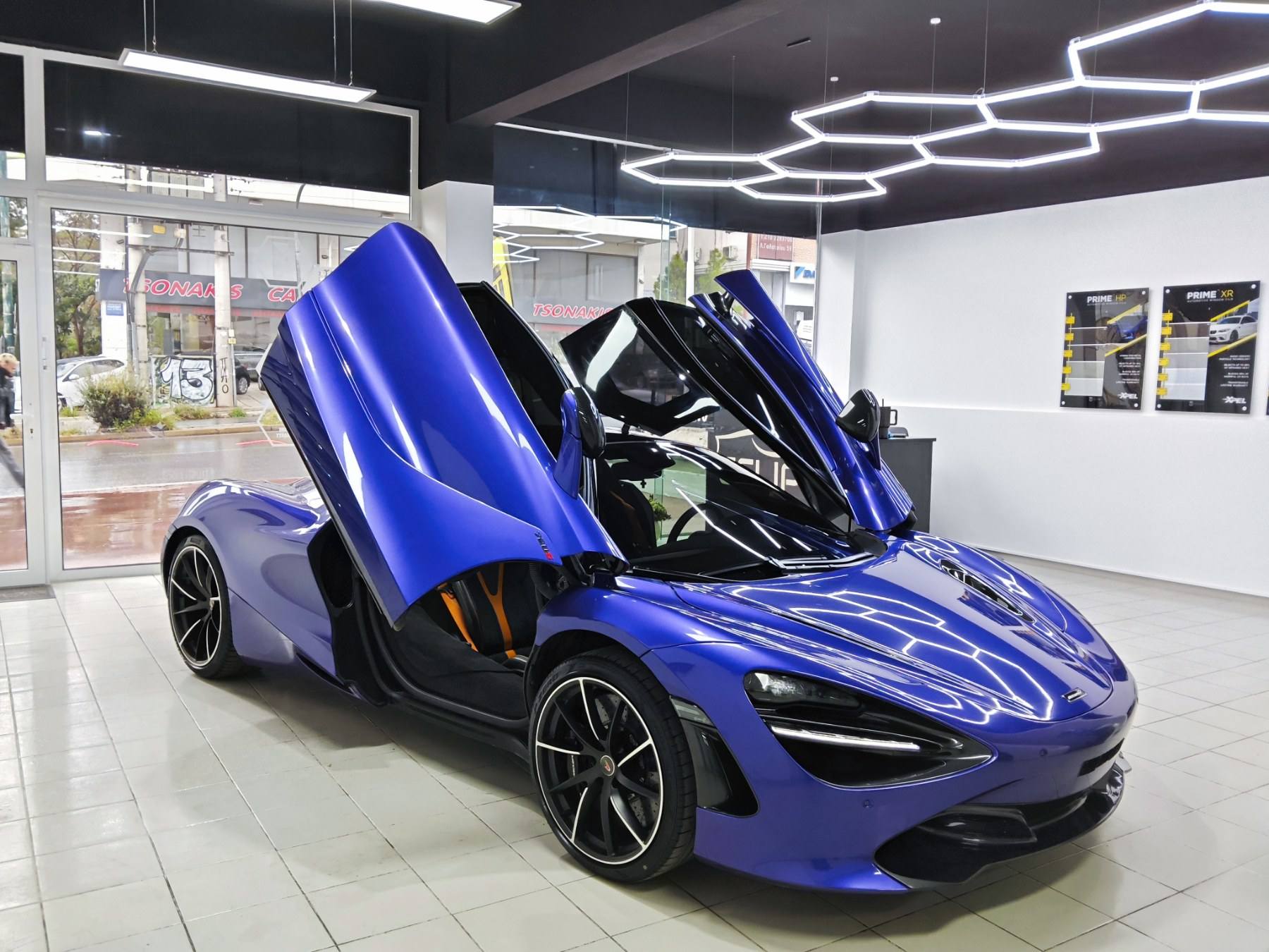 mclaren 720s